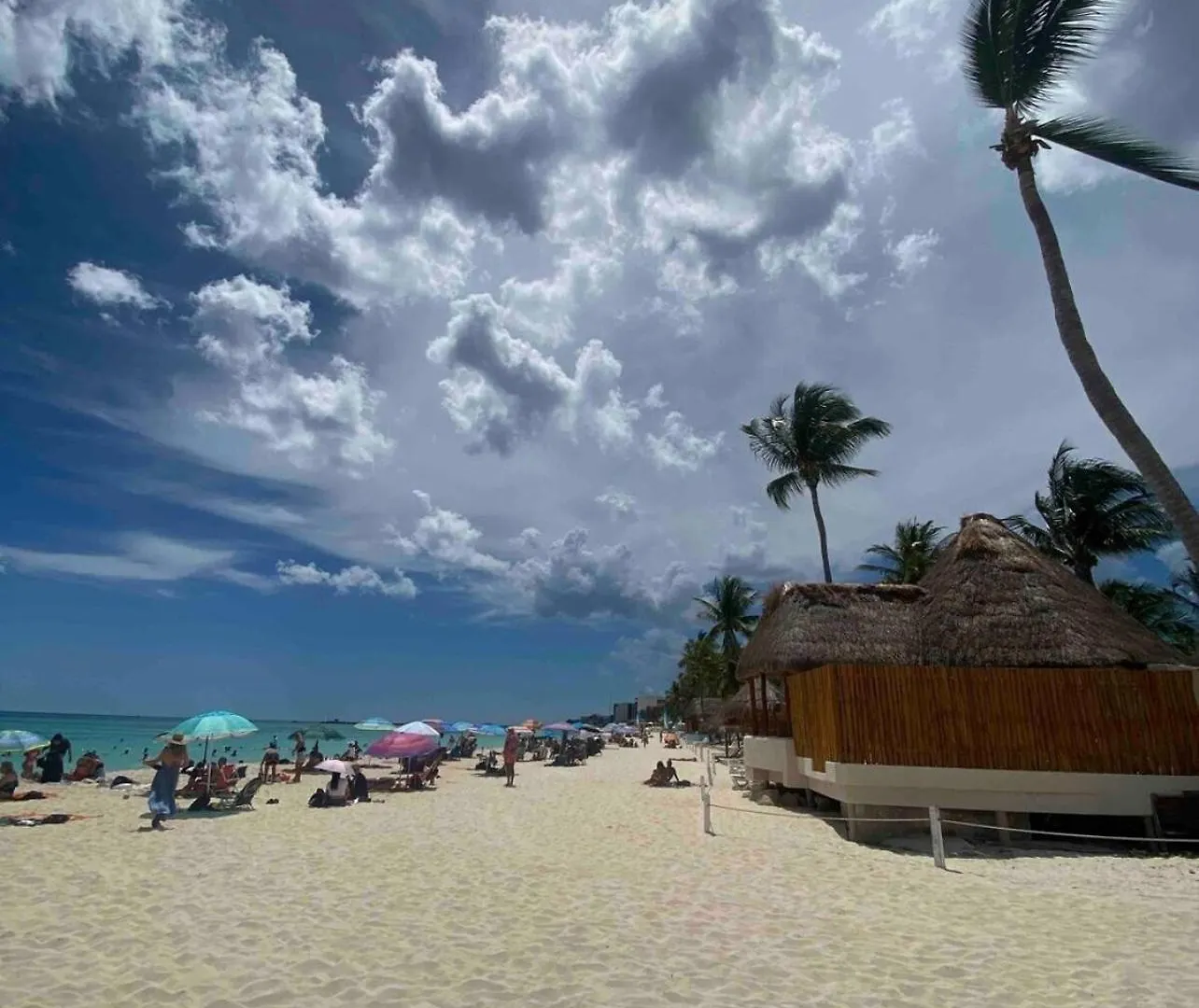 Private Pool & Jacuzzi Steps To Beach & 5Th Ave Playa del Carmen