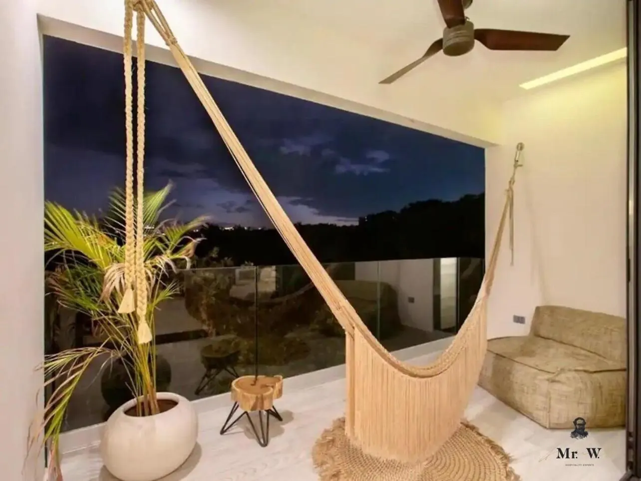 Private Pool & Jacuzzi Steps To Beach & 5Th Ave Apartment Playa del Carmen